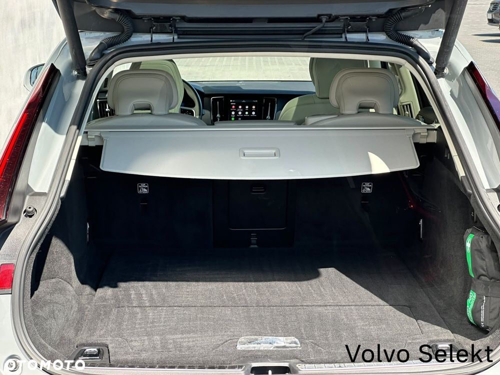 Volvo V90 Cross Country - 20