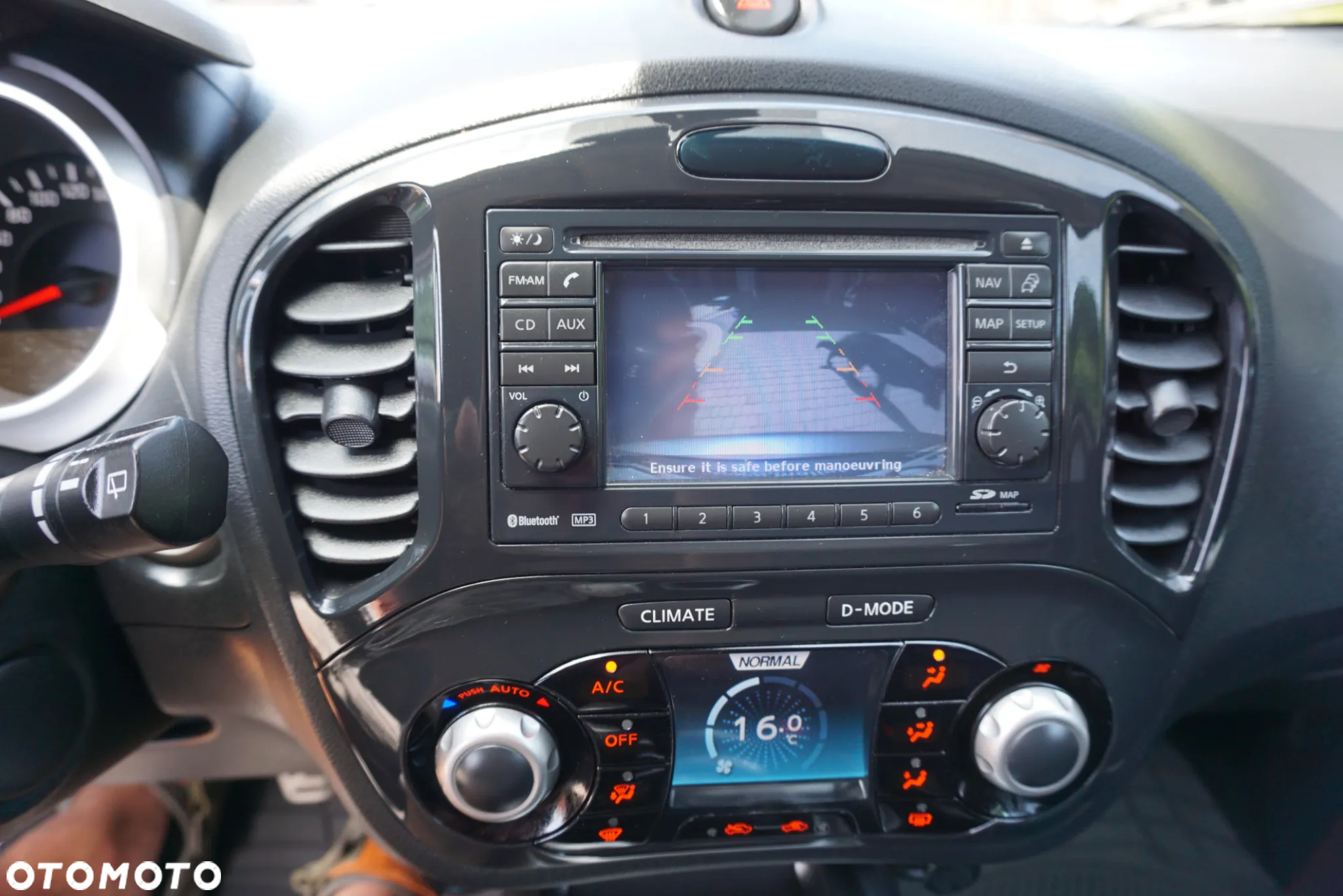 Nissan Juke 1.6 DIG-T Tekna - 28
