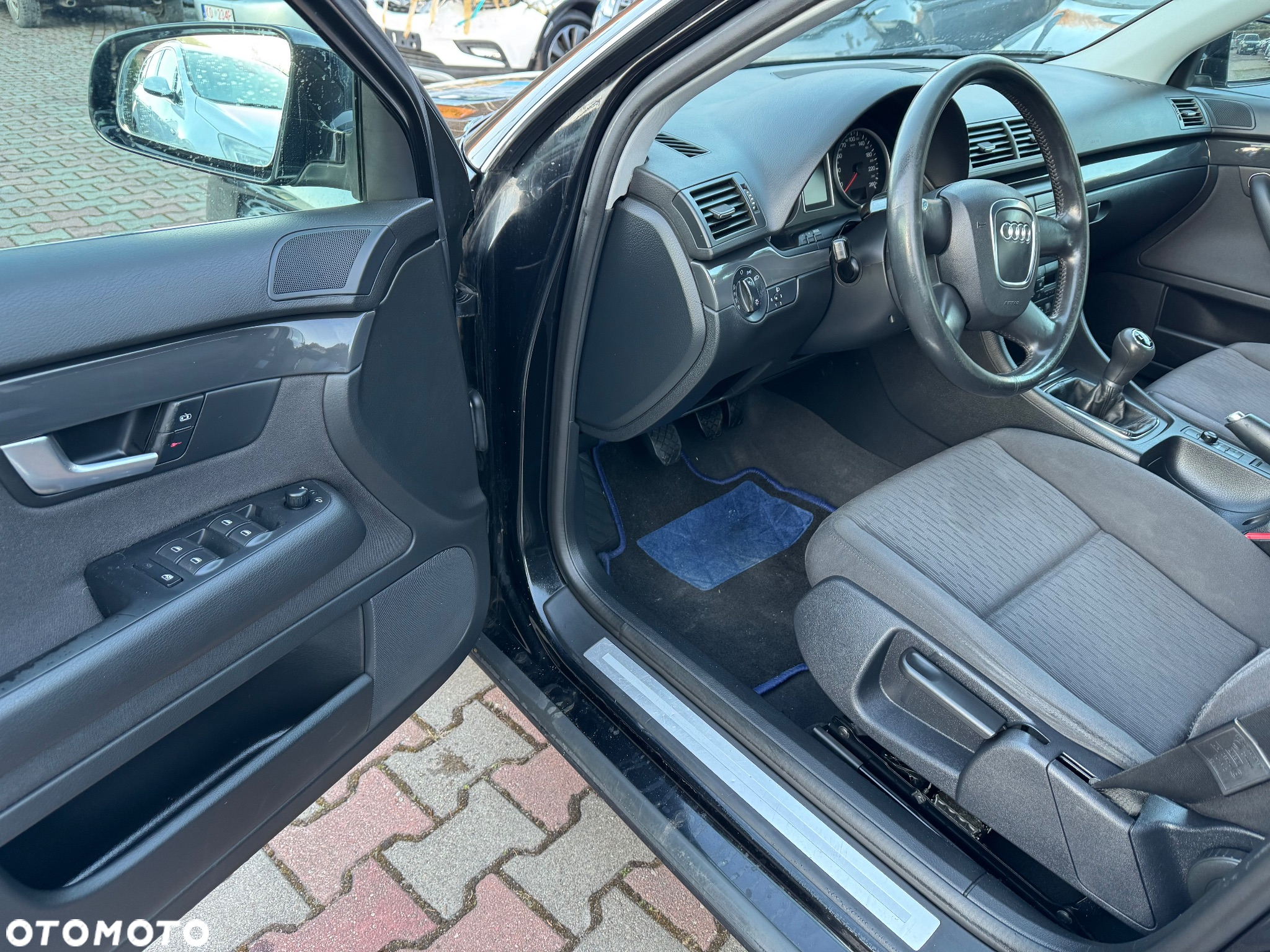 Audi A4 Avant 2.0 TDI - 9