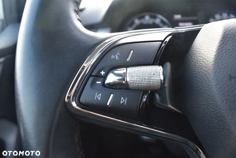 Skoda Fabia 1.0 TSI Ambition - 25