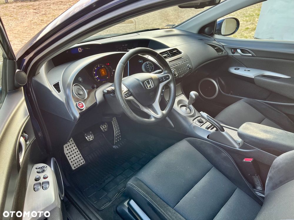 Honda Civic 1.8 TypeS - 8