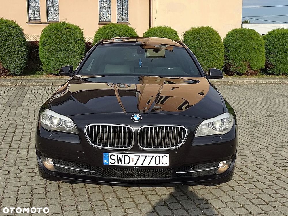 BMW Seria 5 520d Luxury Line - 30