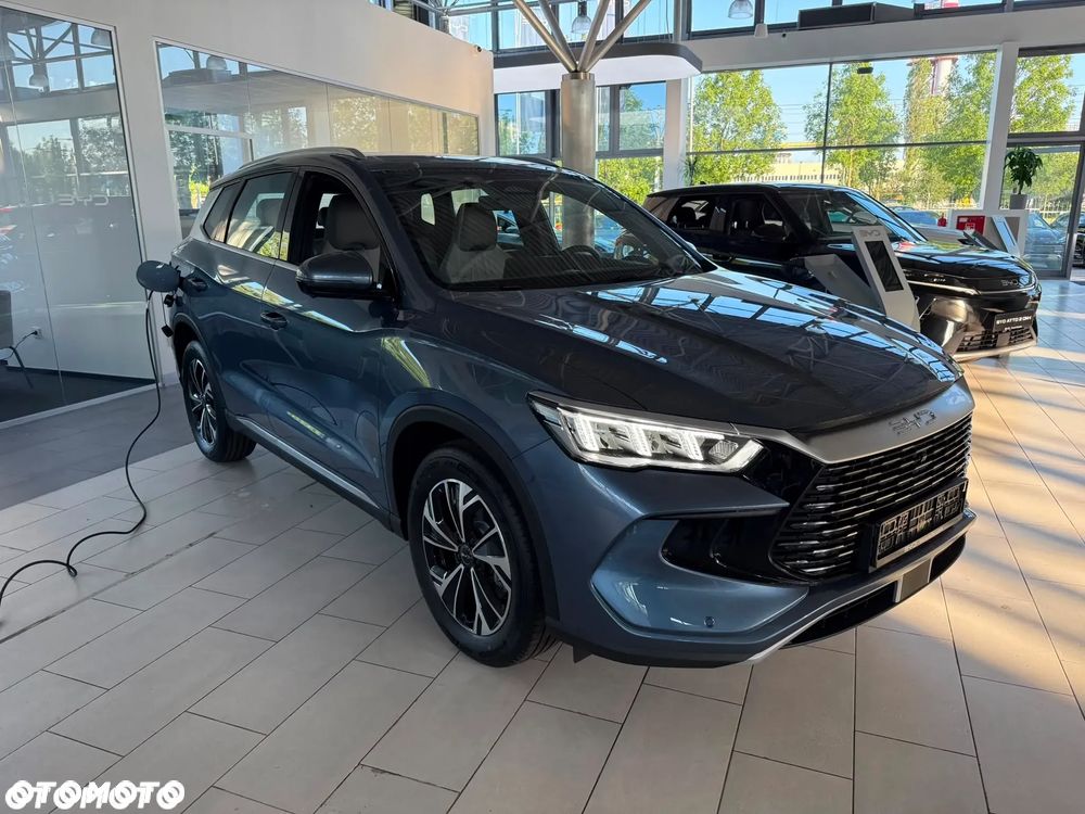 BYD Sealion 5 - 6