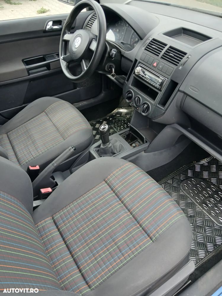 Volkswagen Polo 1.4 Comfortline - 8