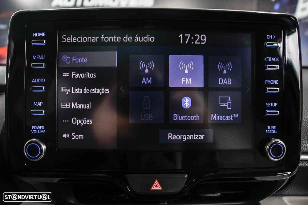 Toyota Yaris 1.5 HDF Luxury - 44