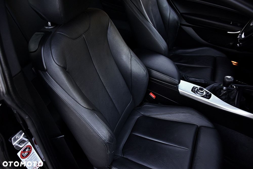BMW Seria 1 118d Urban Line - 34