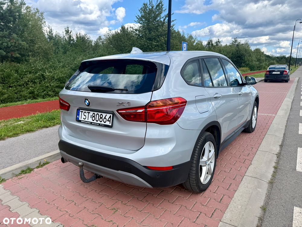 BMW X1 xDrive18d - 5