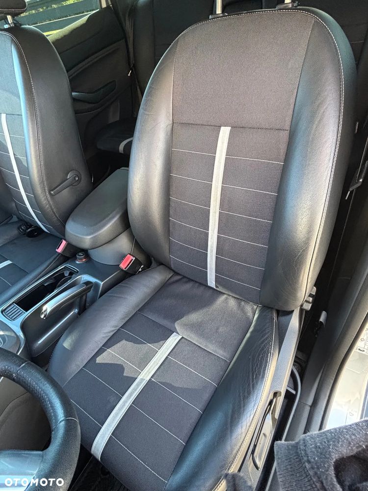 Ford Kuga 2.0 TDCi Titanium FWD - 7