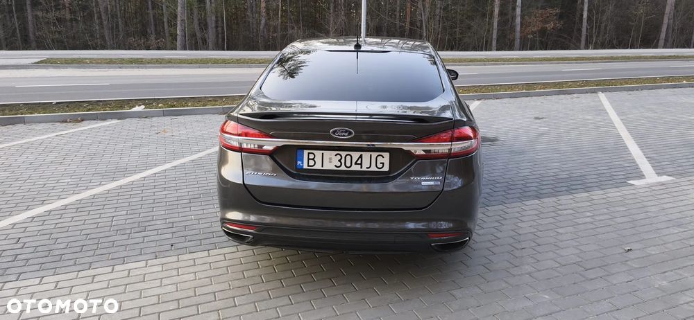Ford Fusion - 6