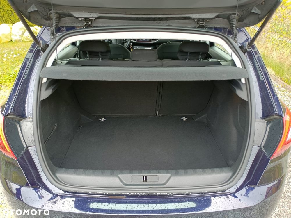 Peugeot 308 1.2 PureTech Business Line S&S - 16