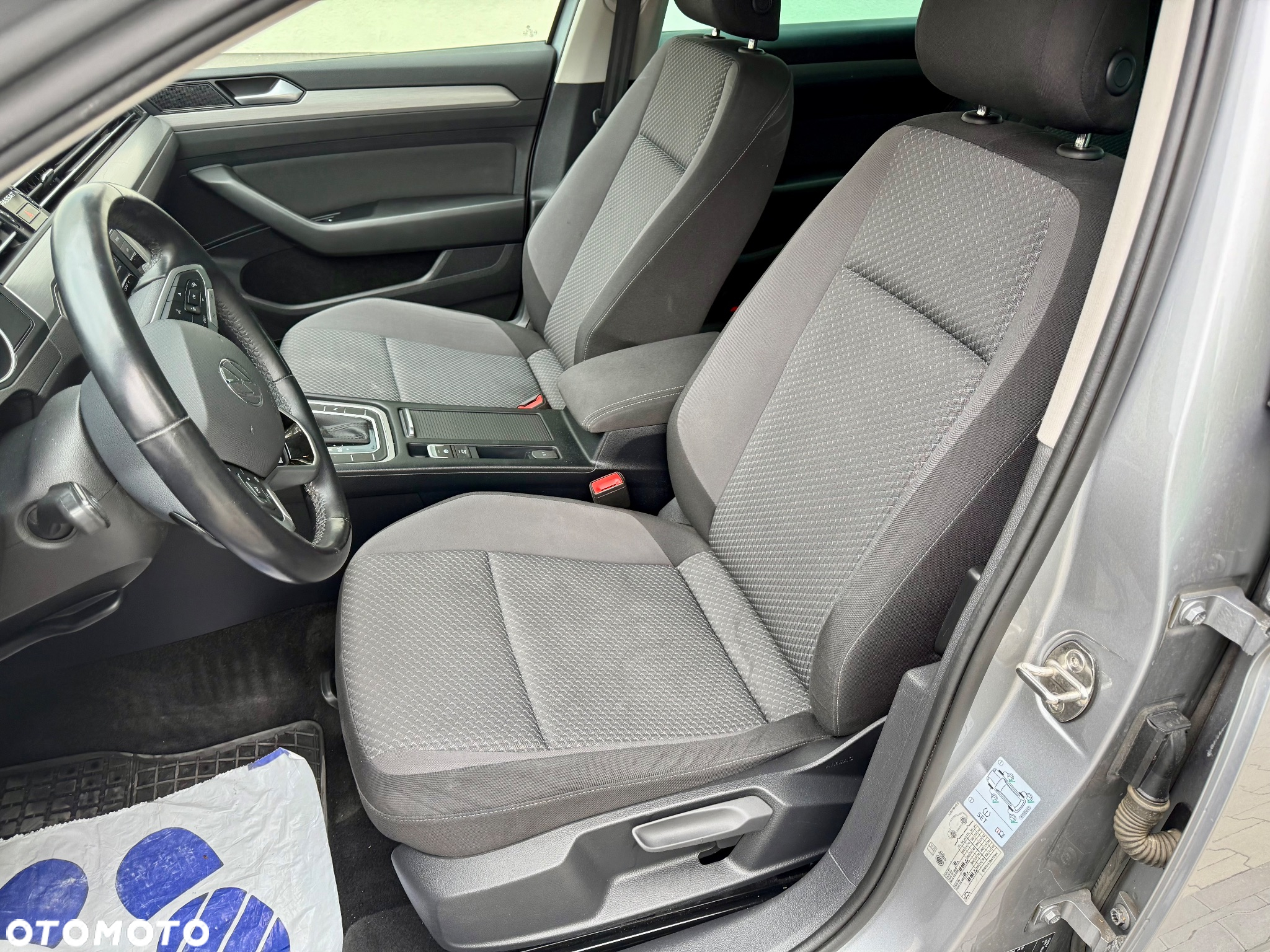 Volkswagen Passat 2.0 TDI EVO Business DSG - 16
