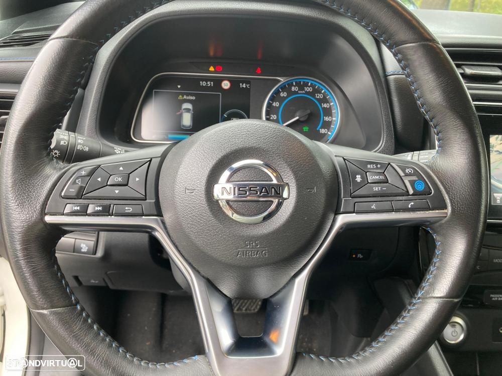 Nissan Leaf N-Connecta Two Tone - 12