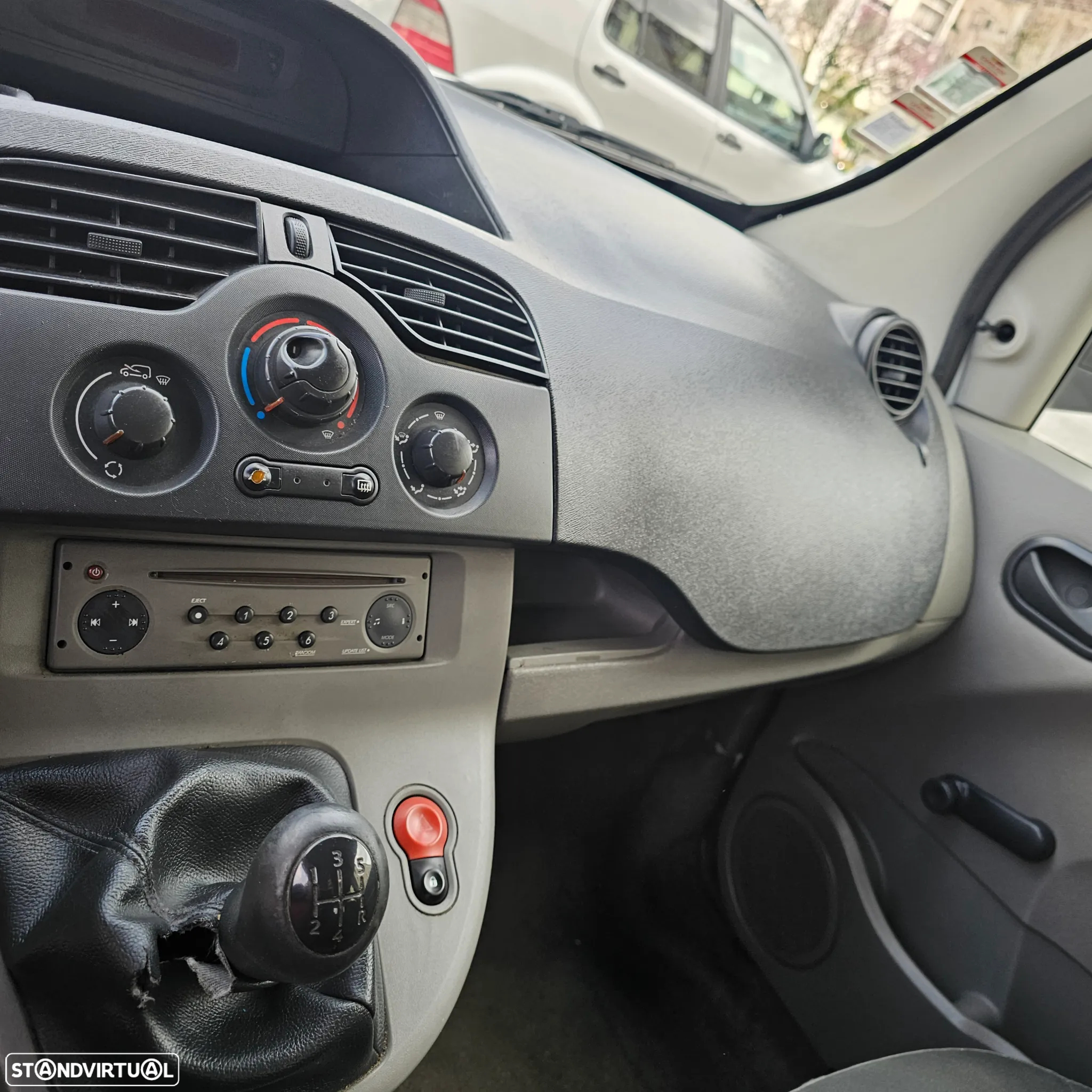 Renault Kangoo 1.5 dCi Confort - 17