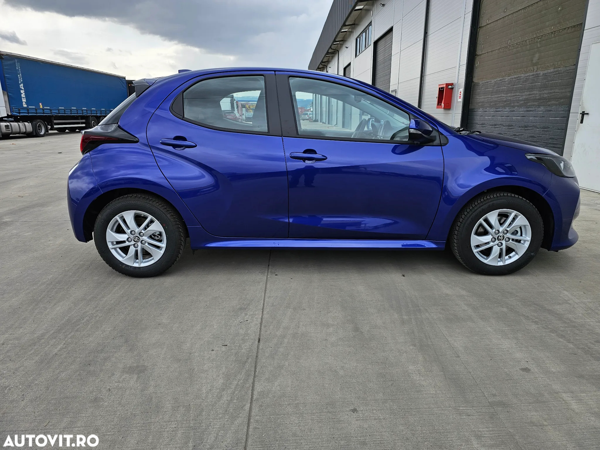 Toyota Yaris Hybrid 116 1.5 VVT-i Business Edition - 13
