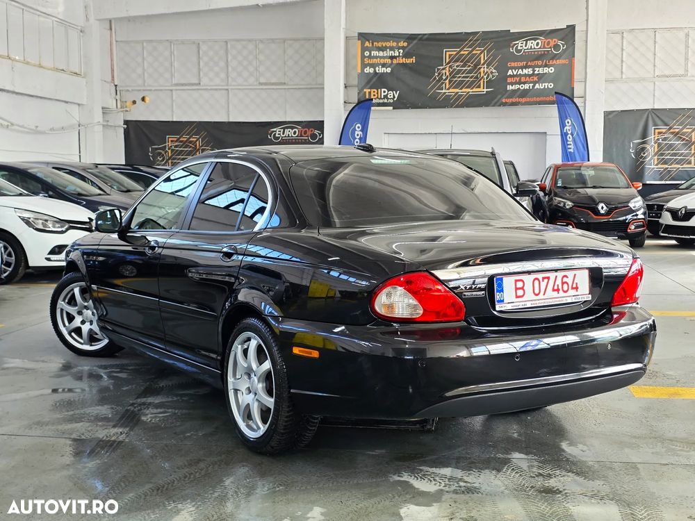 Jaguar X-Type - 9