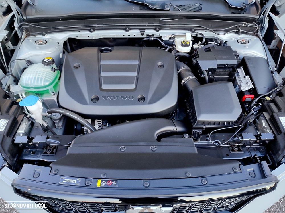 Volvo XC 40 1.5 T2 Plus Dark Auto - 30