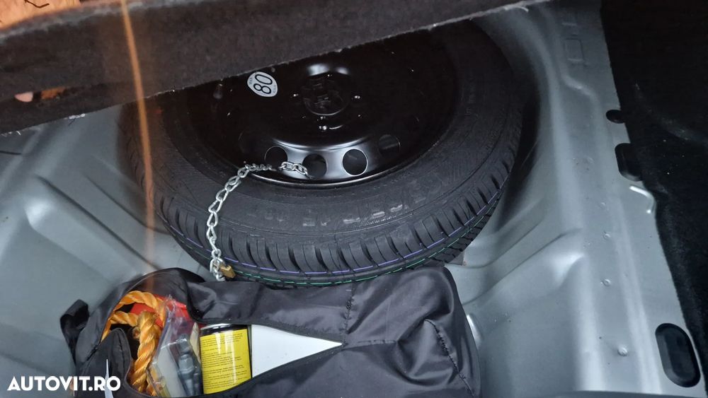 Dacia Logan 1.0 SCe Prestige - 12