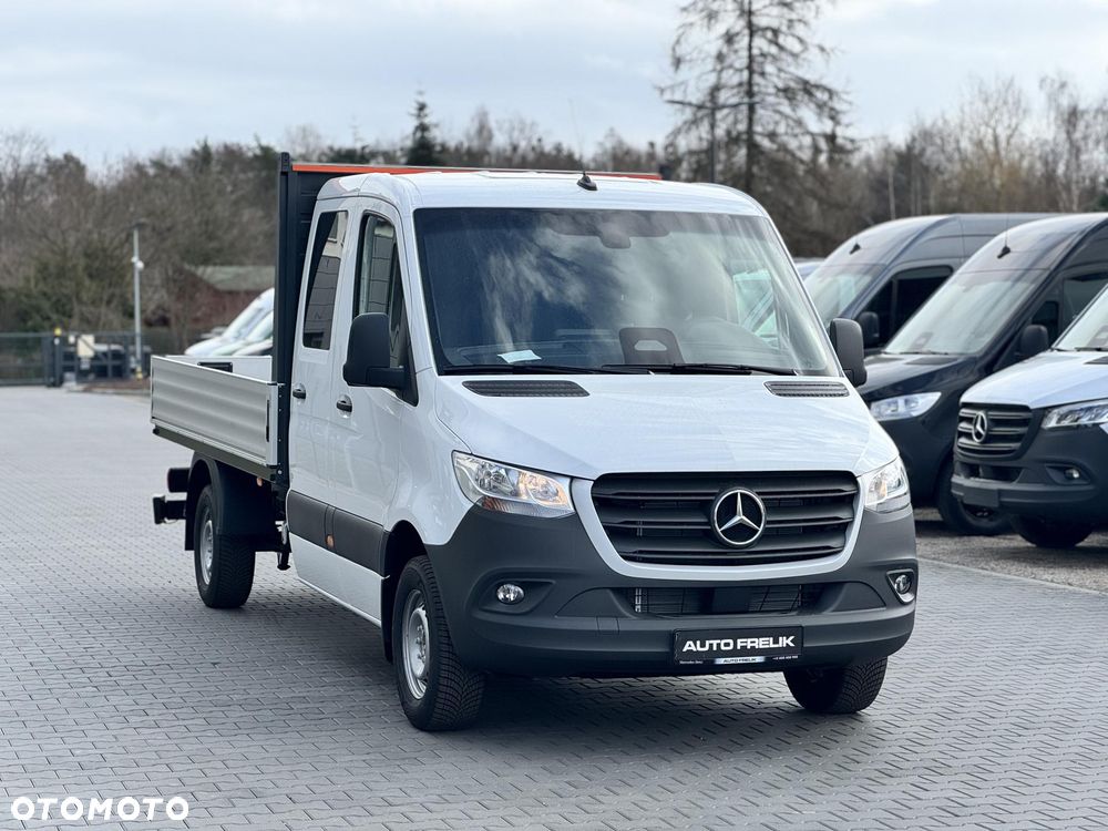 Mercedes-Benz Sprinter - 2