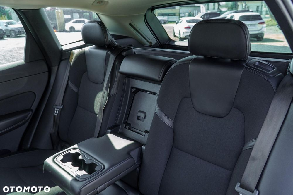 Volvo XC 60 - 32