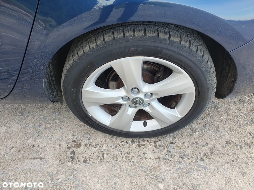 Opel Astra 1.4 Turbo Design Edition - 17