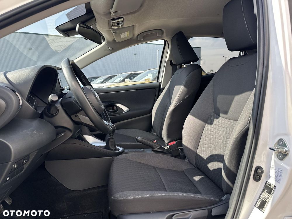 Toyota Yaris - 13