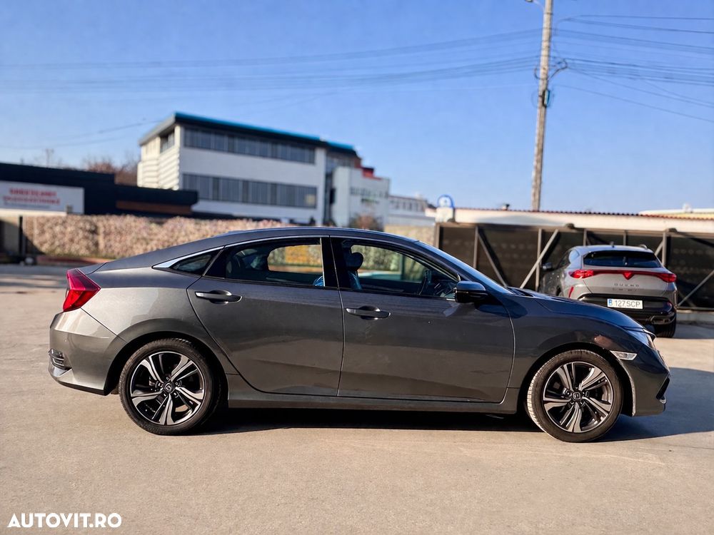 Honda Civic 1.5 VTEC Turbo CVT Elegance Navi - 4