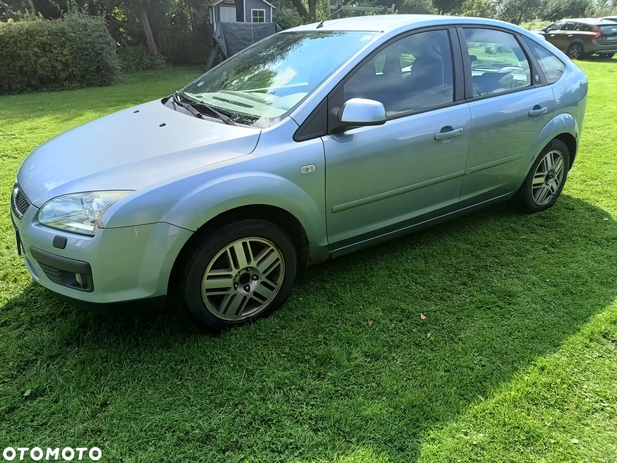 Ford Focus ver-1-6-16v-ghia - 11