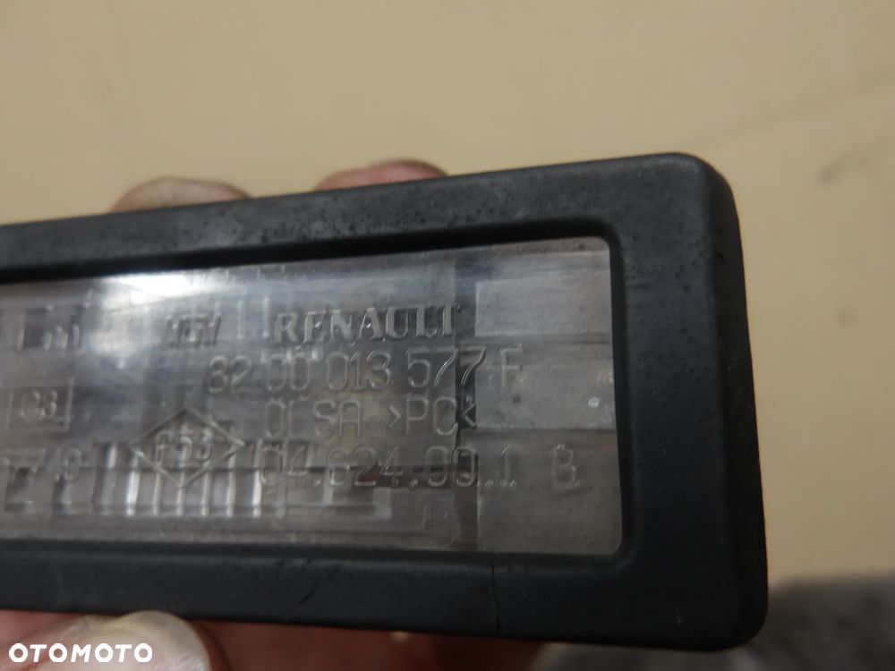 RENAULT ESPACE IV 2.2D OŚWIETLENIE TABLICY REJESTRACYJNEJ 8200013577 - 4