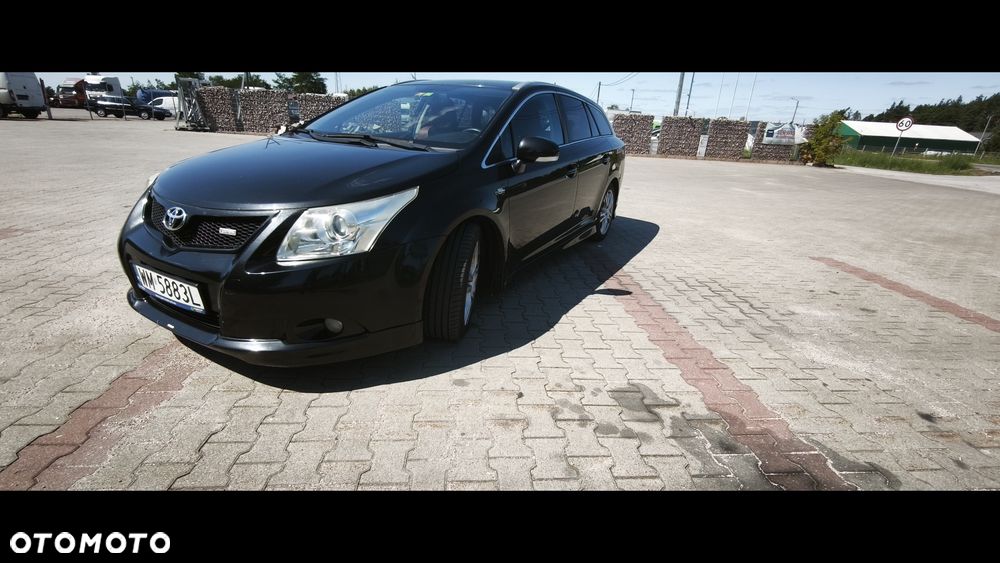 Toyota Avensis - 2