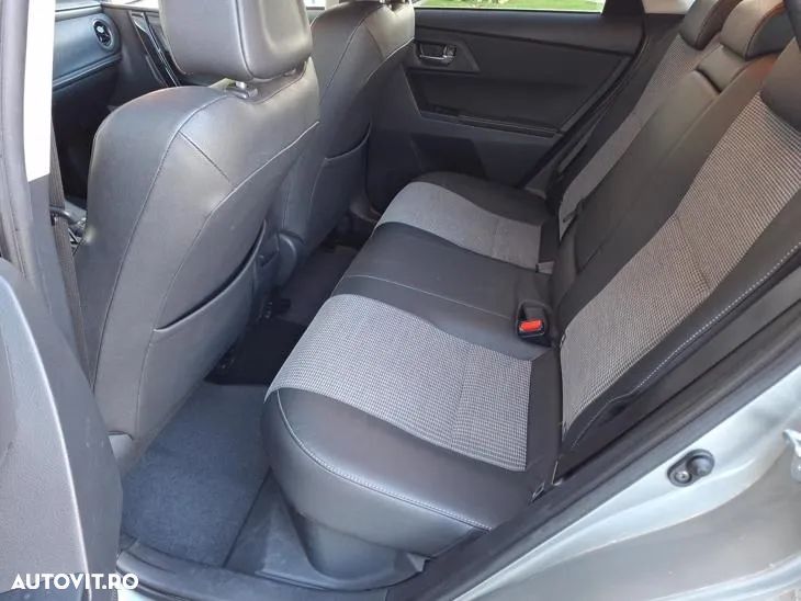 Toyota Auris 1.8 L VVT-i Hybrid Luna - 13