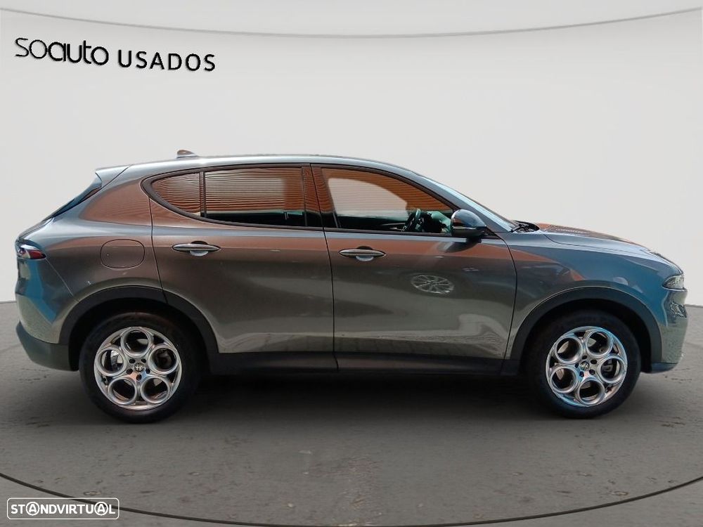 Alfa Romeo Tonale 1.3 Plug-In Hybrid Sprint e-AWD — fotografia 9