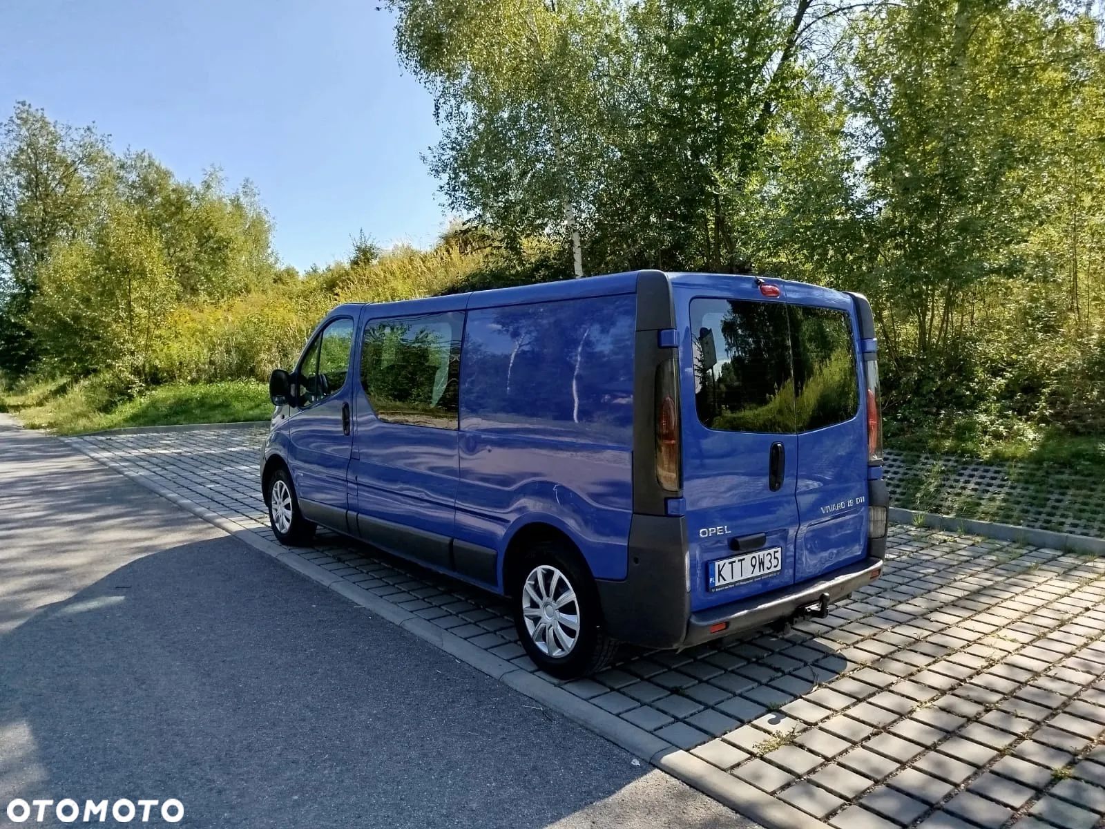 Opel Vivaro - 1