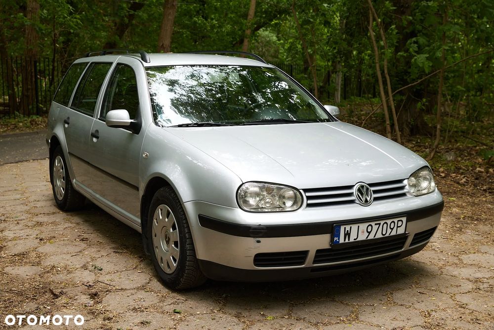 Volkswagen Golf - 2