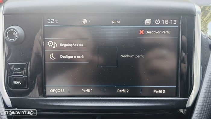 Peugeot 208 1.2 PureTech Signature - 32