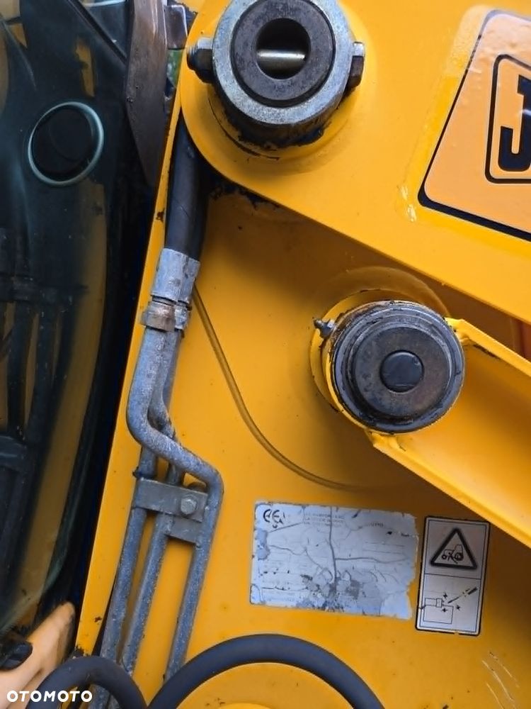 JCB 3CX - 30