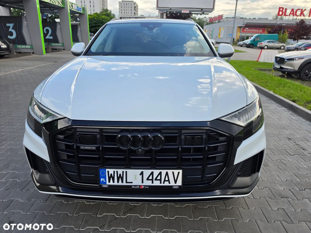 Audi Q8 55 TFSI mHEV Quattro Tiptronic - 16
