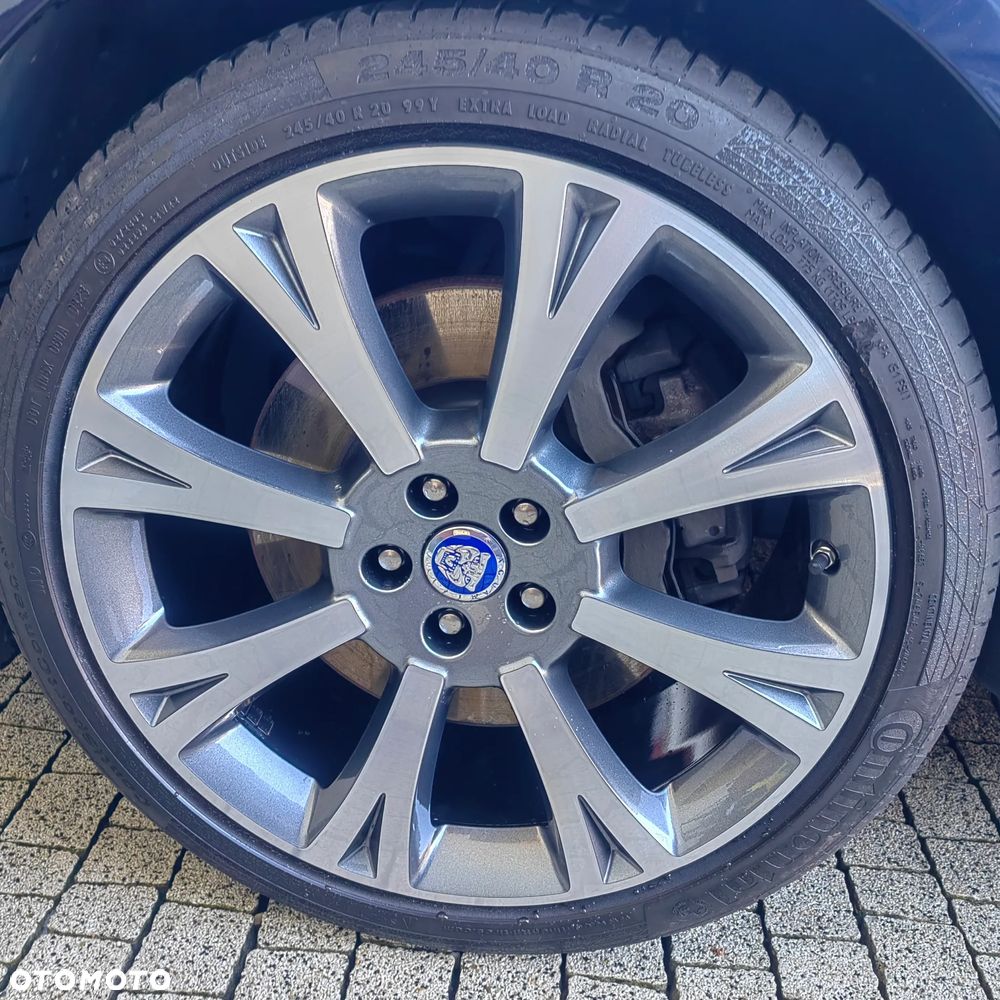 Jaguar XJ 3.0 D V6 Premium Luxury - 21