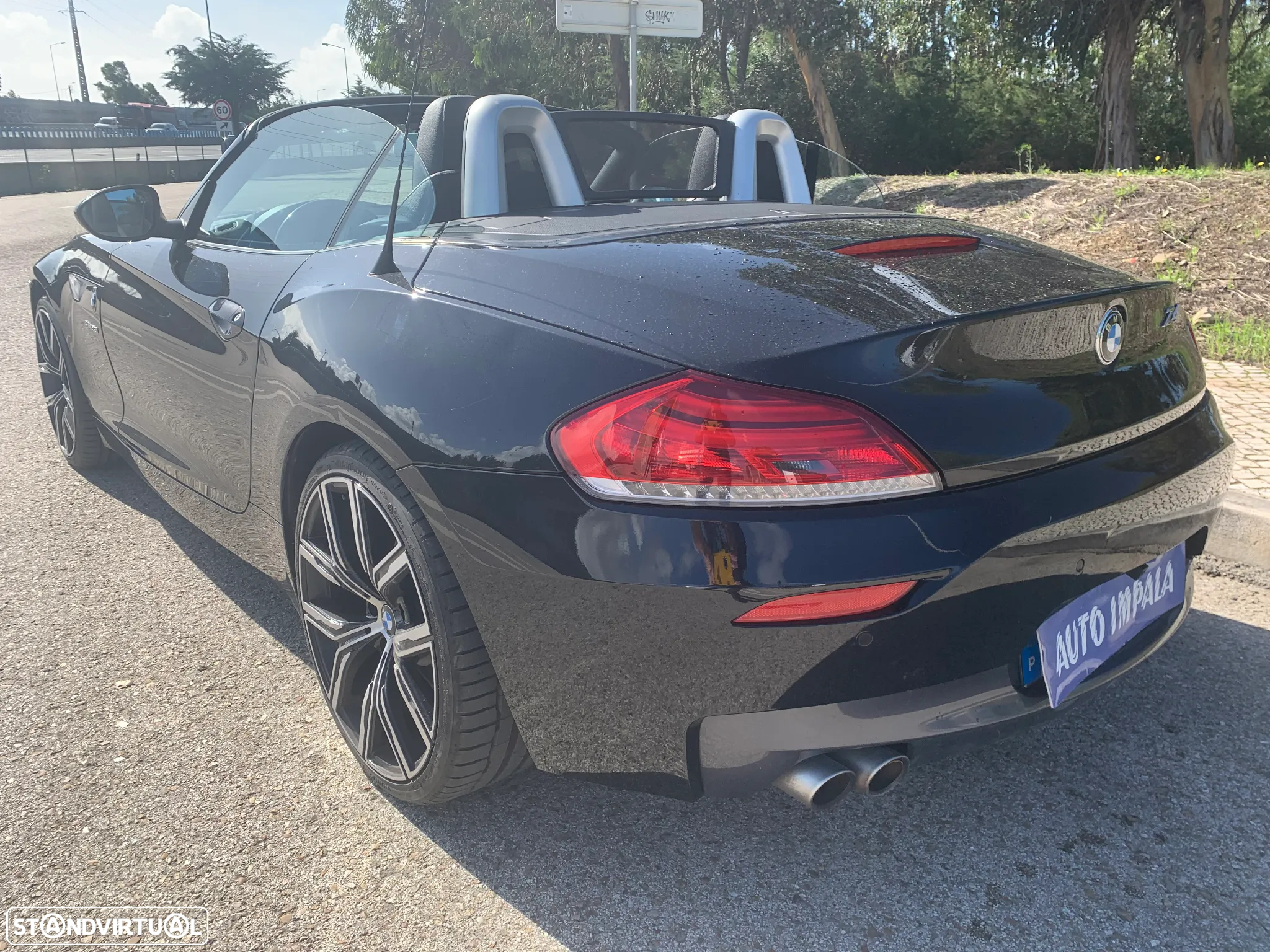 BMW Z4 23 i - 12