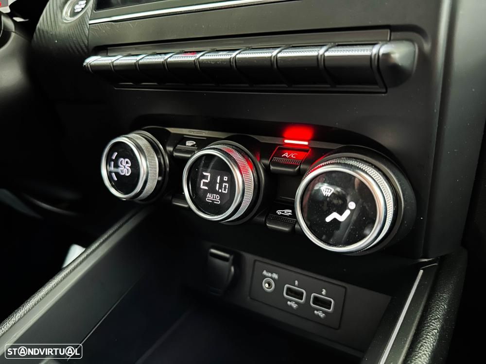 Renault Clio 1.0 TCe RS Line - 37