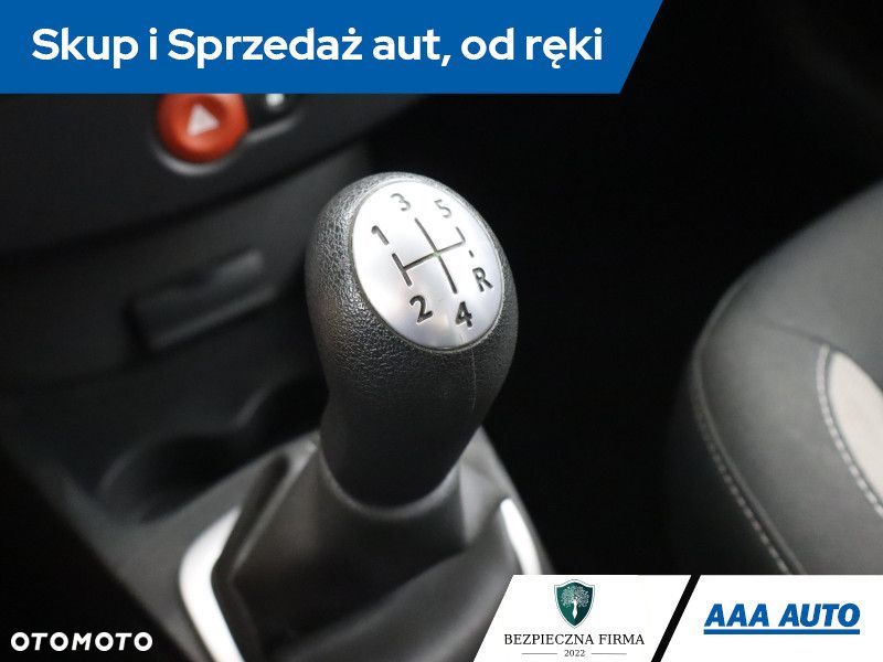 Renault Clio - 15