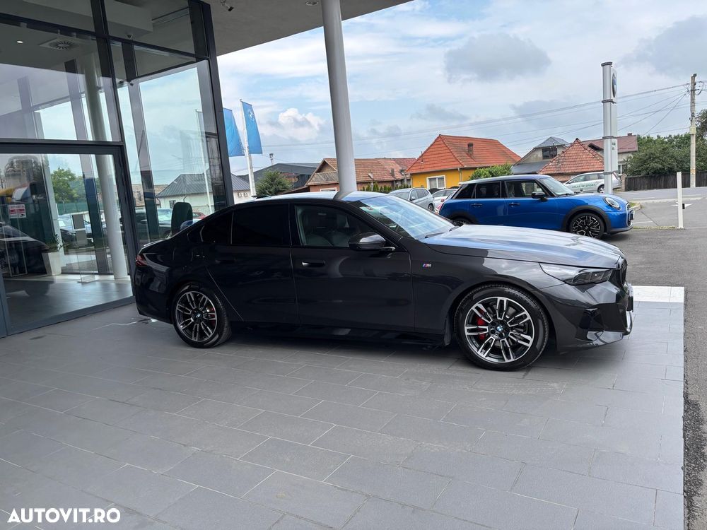 BMW Seria 5 520i AT MHEV - 6
