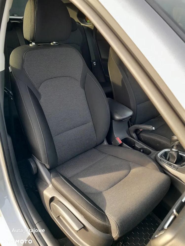 Hyundai i30 1.5 DPI Smart - 25