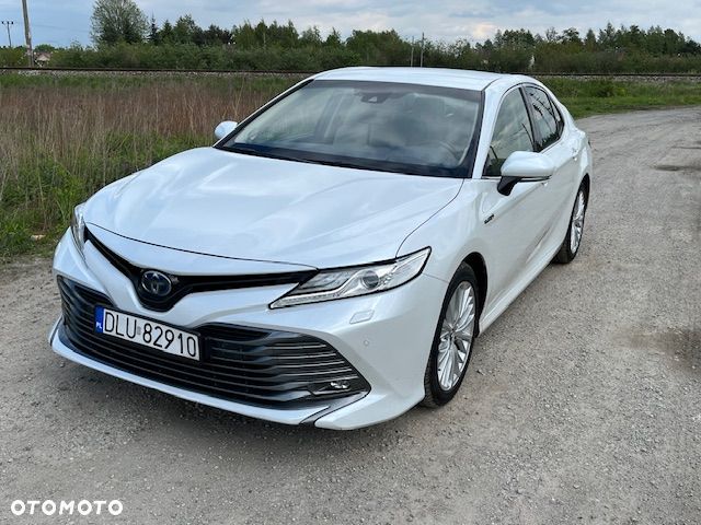 Toyota Camry 2.5 Hybrid Executive CVT - 1