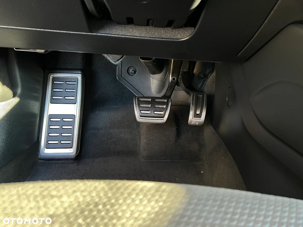 Audi A3 Sportback 2.0 TDI (clean diesel) quattro S tronic S line Sportpaket - 16