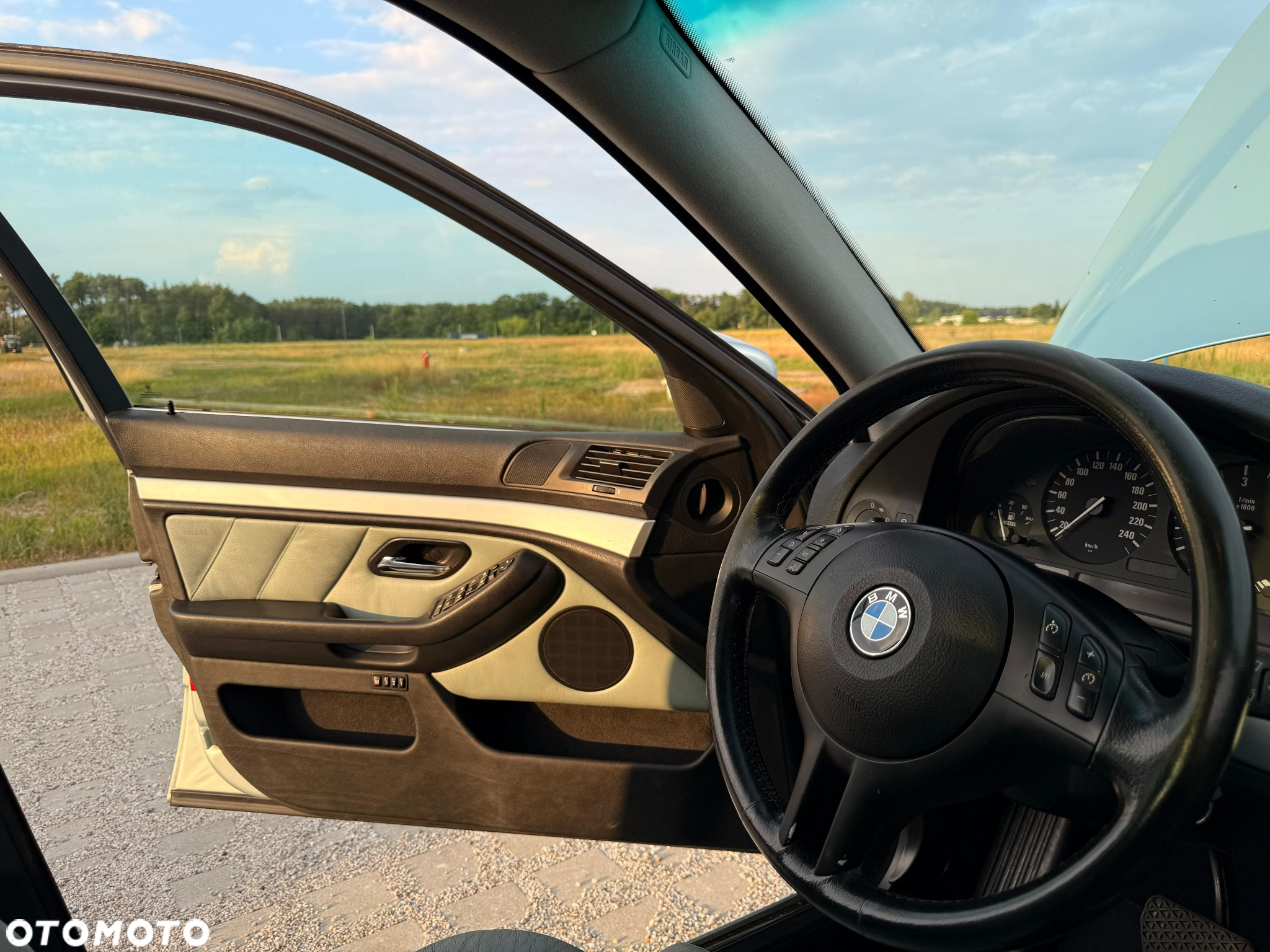 BMW Seria 5 - 25
