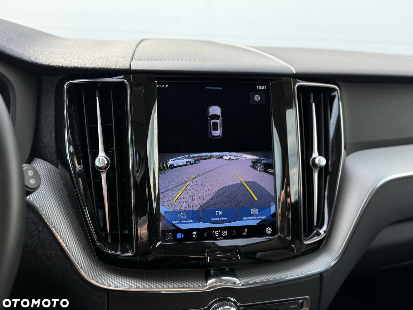 Volvo XC 60 - 15
