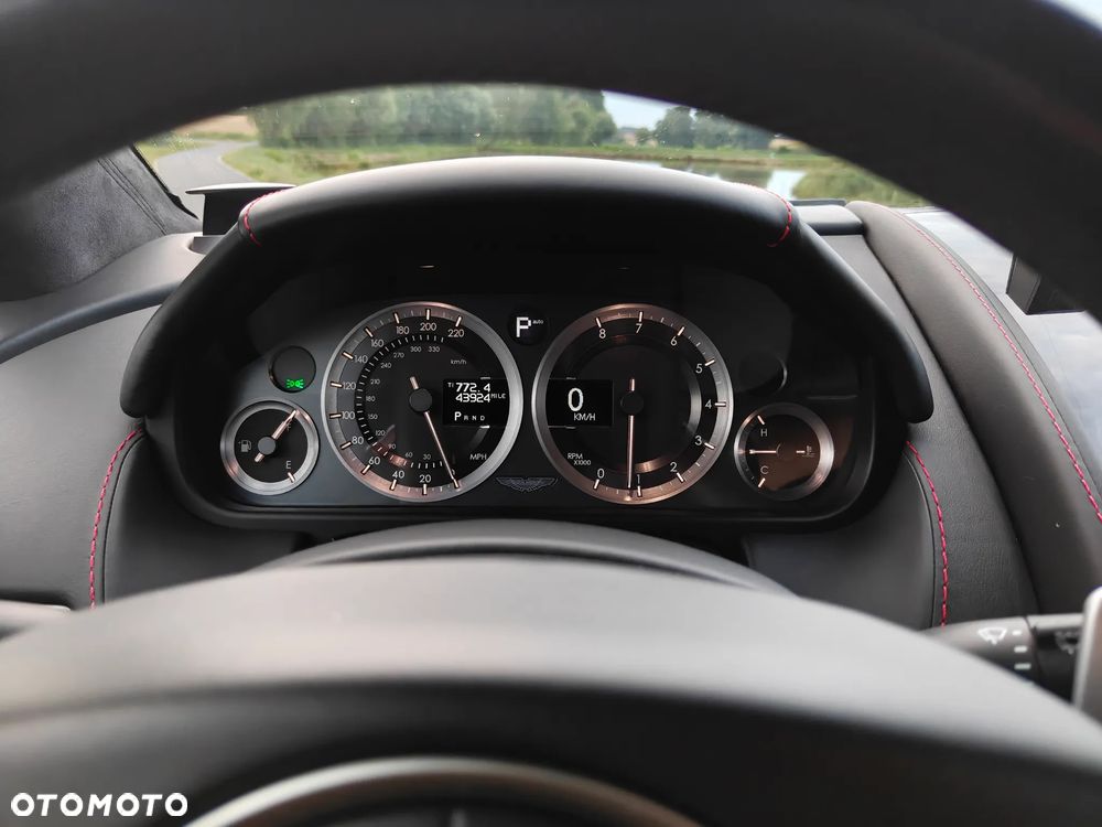 Aston Martin Rapide Luxe - 21