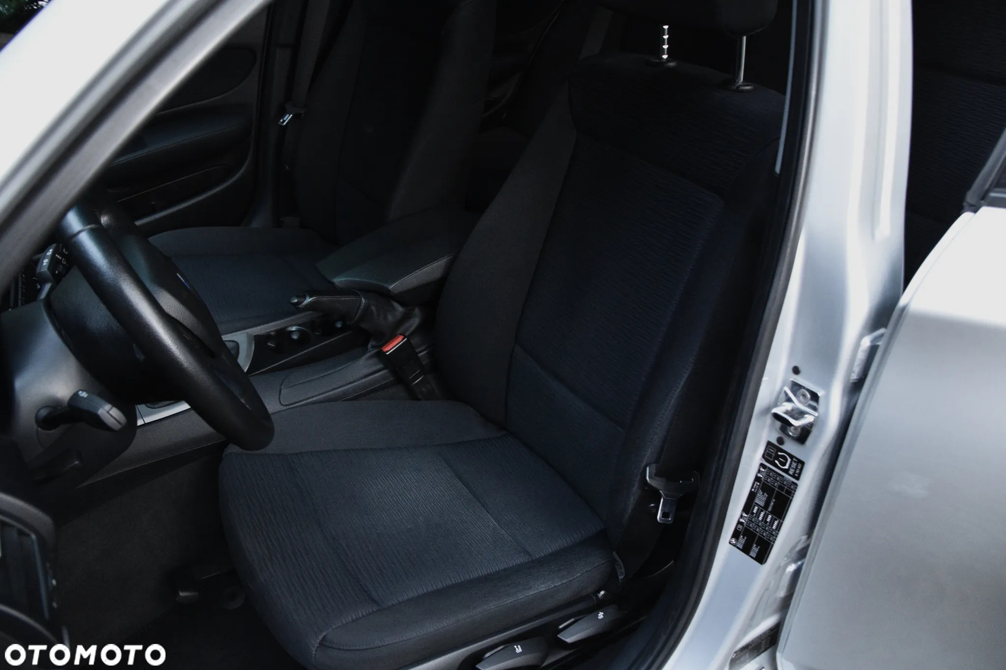 BMW Seria 1 118d - 27