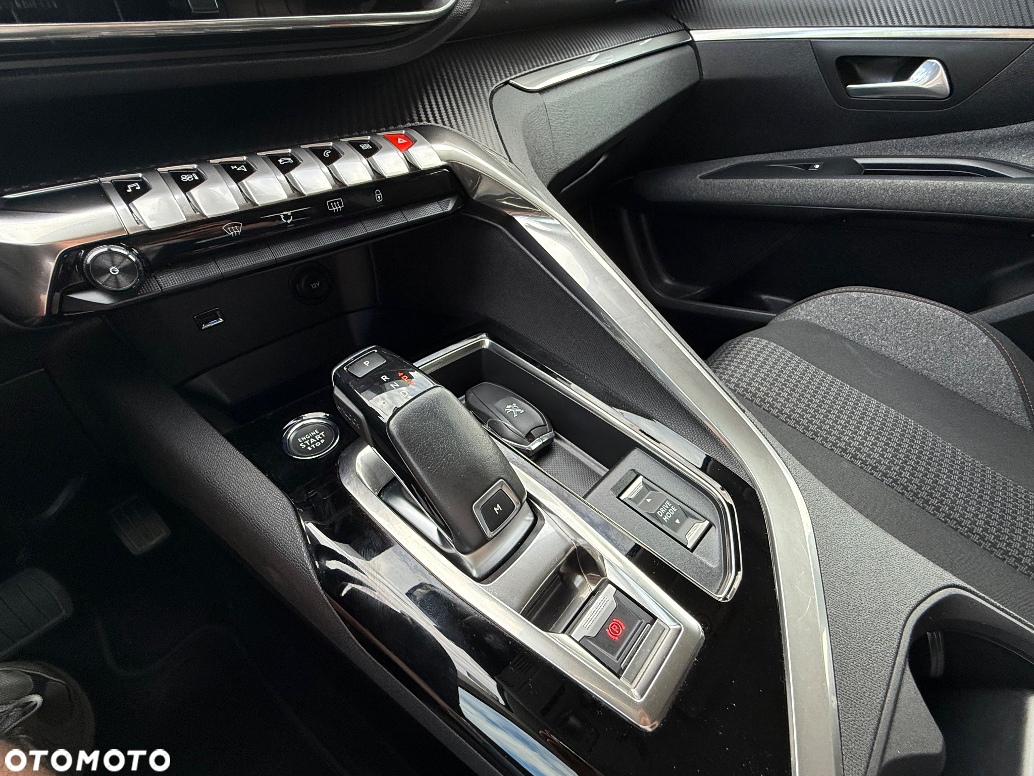 Peugeot 5008 1.2 PureTech Active Pack S&S EAT8 - 21