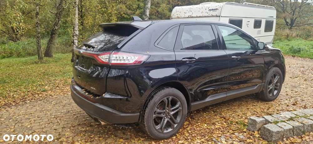 Ford Edge - 4